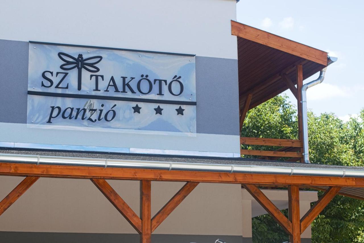 Szitakoeto Panzio Hotel Tiszafüred Exterior foto